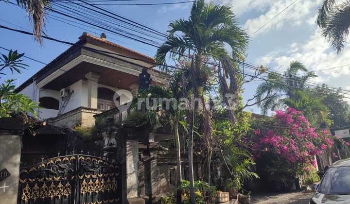Dijual Rumah Bangunan Lantai Dua Lokasi Jalan Tukad Barito Renon Denpasar Selatan