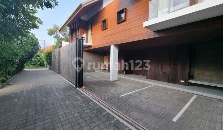 For Sale Cozy Villa In Renon Close To Sanur - Bali