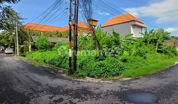Tanah Premium Jalan Pararaton Utama Dewi Sri Sunset Road Badung Kuta Bali