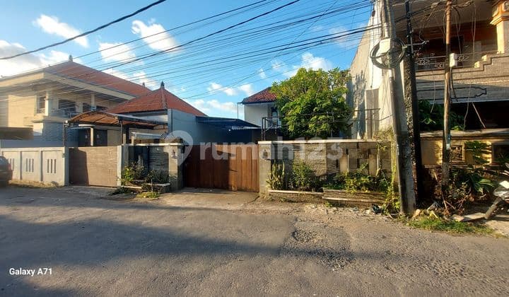 Dijual Rumah Lantai 2 Lokasi Taman Ambengan Jimbaran Bawah