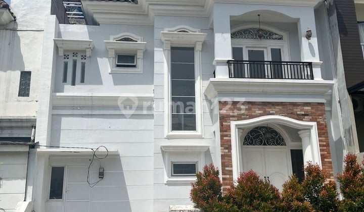 2-Story House For Sale And Move-In Ready In Citra Gran Cibubur 2-Story House For Sale And Move-In Ready In Citra Gran Cibubur