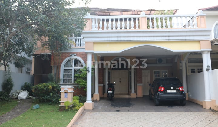 Rumah 2 Lantai Mewah Siap Huni di Jual di Kota Wisata Cibubur
