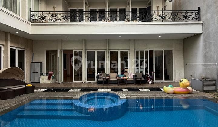Dijual Rumah di Patal Senayan