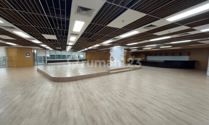 Disewakan Axa Tower Middle Floor Unfurnished
