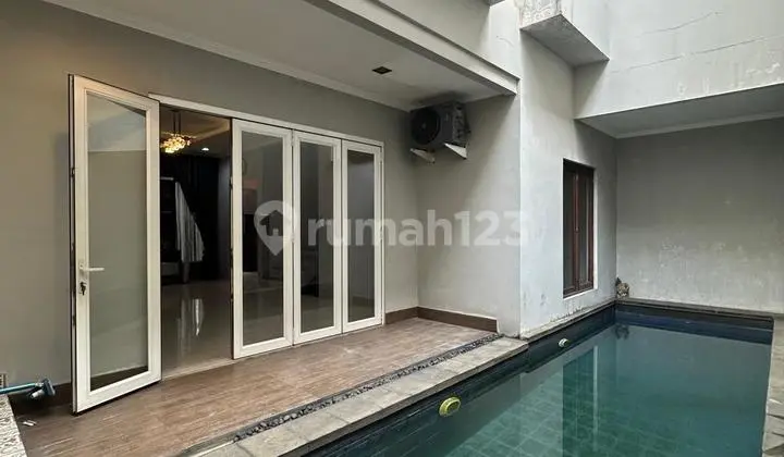 Rumah Ditebet, Swimming Pool , Shm,Siap Huni, Tebet,Jakarta Selatan