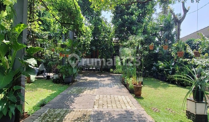 Rumah Semi Furnished Bagus SHM - Sertifikat Hak Milik di Cipete