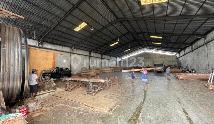 Gudang Margomulyo Surimulia, Surabaya