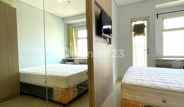 Madison Park Studio Apartment