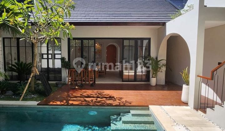 For Sale: A Modern Luxury Villa In Jimbaran, Badung, Bali