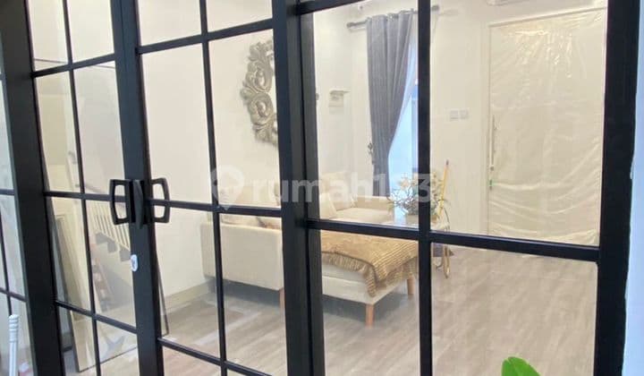 Dijual Rumah Minimalis Modern Dua Lantai Di Ciputat Timur