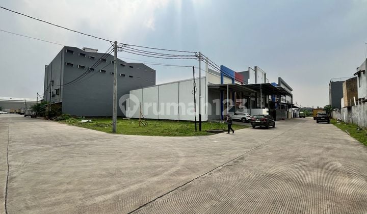 Kavling Hoek 13,39x33 442m2 di Pergudangan Arcadia Daan Mogot