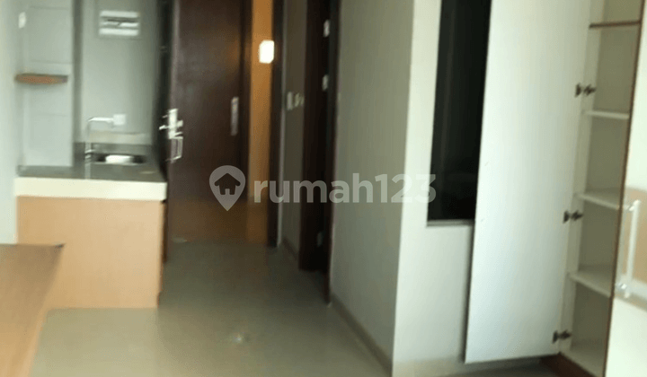 Apartemen U Residence Karawaci Tower 2 Studio Semi Furnish Bagus
