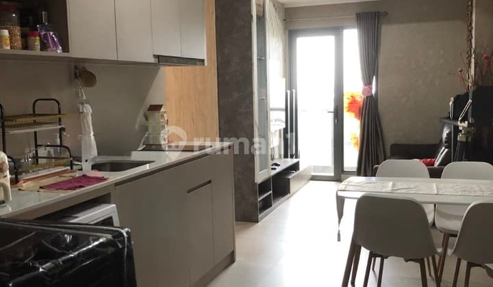 Apartment Menara Jakarta Tower Equinox Posis Hoek 3BR Full Furnished dengan Design Interior View Pool dan JIEXPO Kemayoran Jakarta Pusat