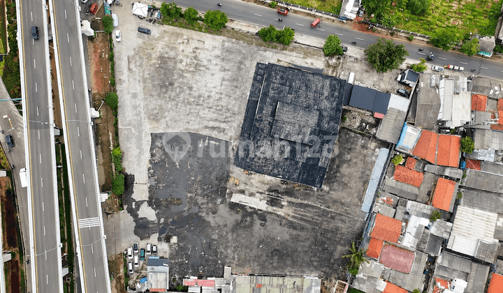 Gudang + Lahan 9.460 M² Akses Tol Dekat Area Strategis di Cakung