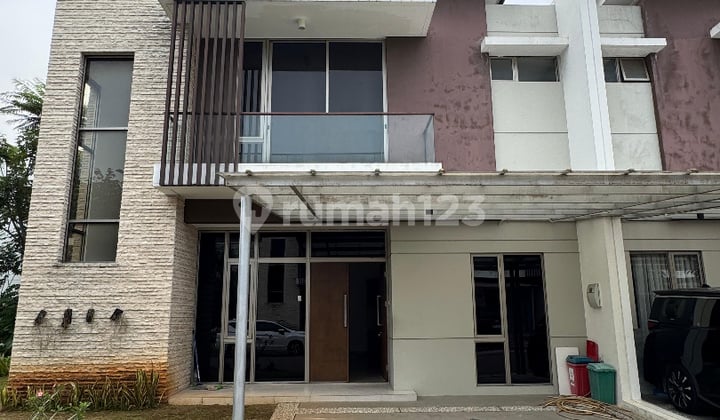 Jarang Ada Rumah Hoek Atlanta Boulevard Pik2 10X15 Semi Furnished