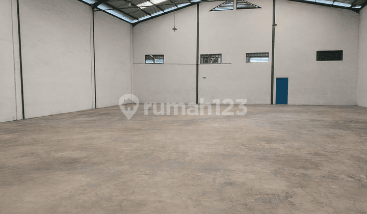 Gudang Strategis Siap Pakai Luas 915M2 18X30 Kawasan Industri di Cikupa
