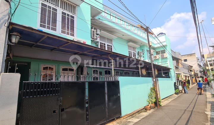 Rumah Kost 567M2 35+1Kt Full Furnished SHM Lokasi Strategis di Grogol Jakbar