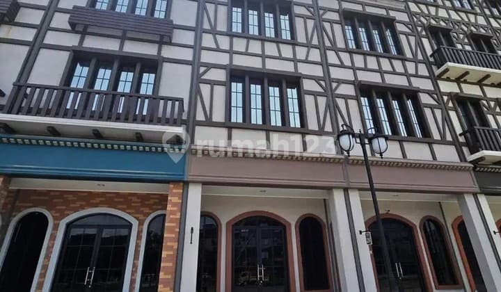 Osaka PIK2 Shop House 4.5x20, 2 Fronts Facing Boulevard, Strategic for Business