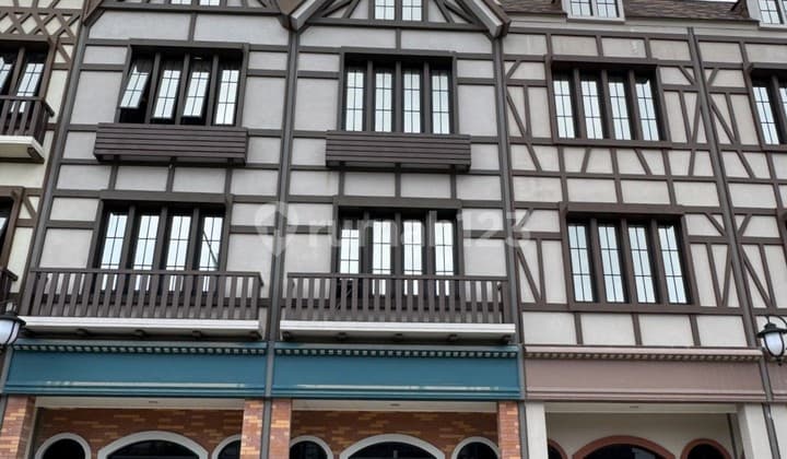 Ruko Osaka Euro Asia PIK2 4,5x20 2Muka Strategis Bisa Gandeng 2,3