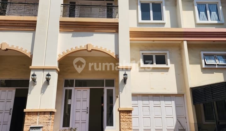 Price Drop! Mediterranean Pearl House Pluit 7x18 4+1 Beds Ready to Move In