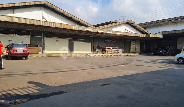 Dijual Gudang Jl. Yos Sudarso Jakarta Utara Siap Huni
