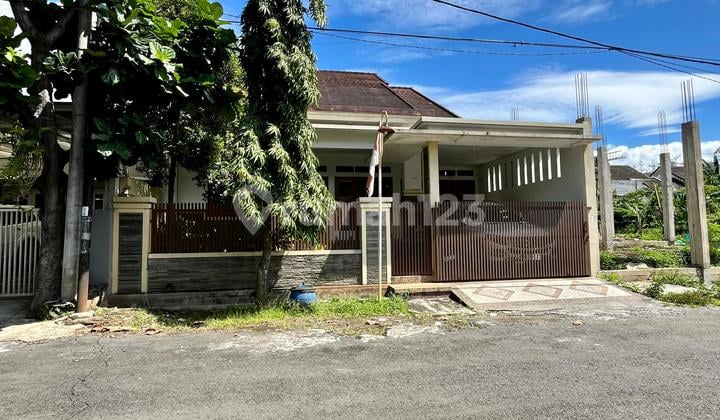 Rumah Shm Bagus Siap Huni Minim Renovasi