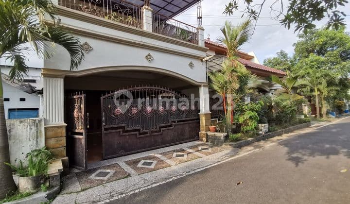 Rumah di Jalan ikan-Ikan SHM Bagus mewah carport luas