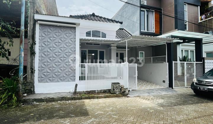 Rumah Baru Bagus Siap Huni Dekat Sekolah International Tidar