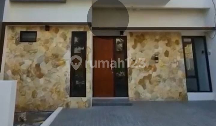 Rumah kost baru carport luas EKSLUSIF harga 600-800 JT an