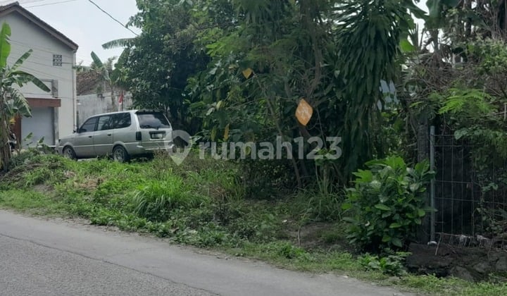 Tanah Luas 201 Meter Persegi Lokasi Strategis di Daerah Mlati Sleman.
