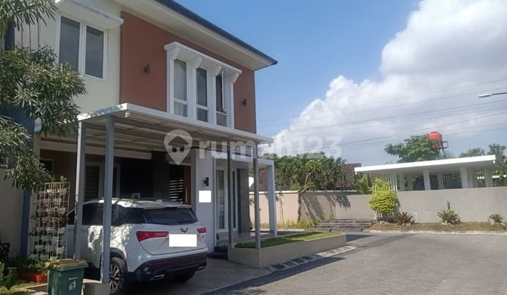 Rumah Hook Hanya 100 Meter Ke Jl. Godean, Sleman