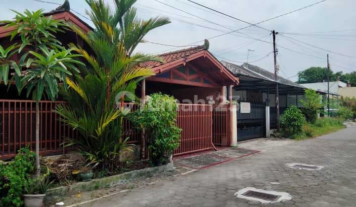Rn. Rumah 2 Lantai Lokasi Strategis Dekat Sindu Kusuma Edupark ske