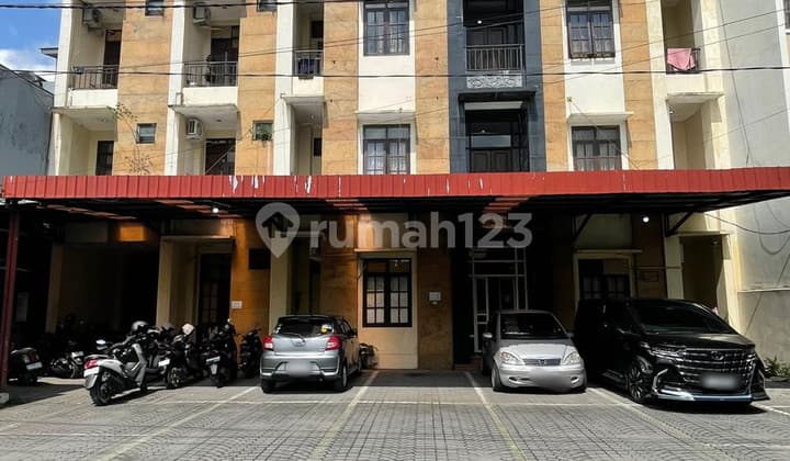 Investasi Rumah Kost Furnish 15 Kamar Tidur Lokasi Area Kampus Ugm, Caturtunggal, Depok, Sleman