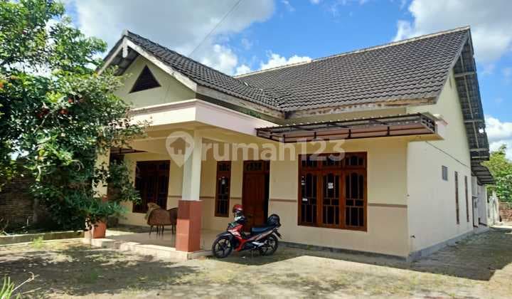 Dijual Rumah Luas Dekat Rsud Prambanan.