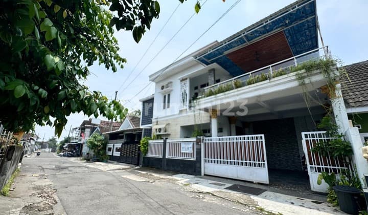 Premium Location House & Strategic Location Close to Progo Palagan Sariharjo Ngaglik Sleman.