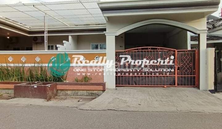 Rumah Disewakan Di Pinggir Jalan komplek Jatibening Pondok Gede