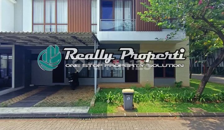 For Rent Semi Furnished 2-Story House Near Jatiwarna Toll Road