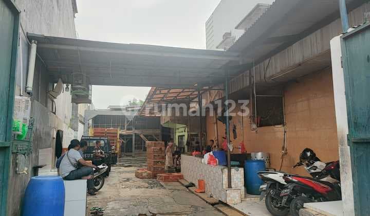 Jual Gudang di Jalan Pangkalan Asem Raya Senen Pinggir Jalan Raya