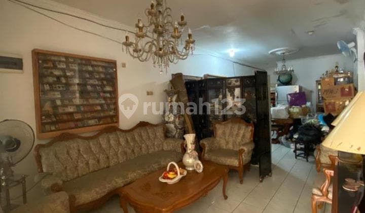 Jual Cepat Rumah 1 Lantai Cocok Untuk Usaha di Jalan Sunan Giri