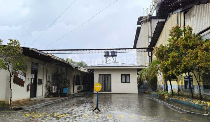 Dijual Pabrik Tua Hitung Tanah di Raya Bekasi Cocok Untuk Pergudangan Zona Industri dan Bisa Jadi Commercial