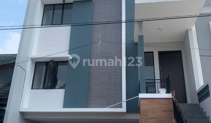 Dijual Rumah Brandnew Siap Huni di Imperial Pelindo 3 Lantai