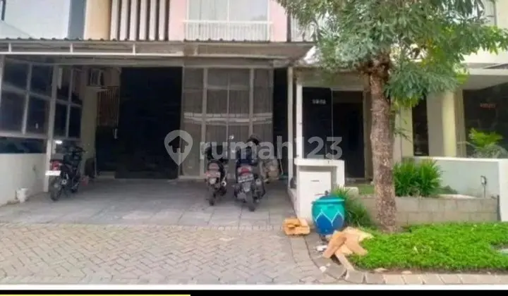Dijual Rumah Royal Residence Semi Furnished Dekat Pakuwon Mall, Citraland , Dian Istana, Akses Tol Gunungsari