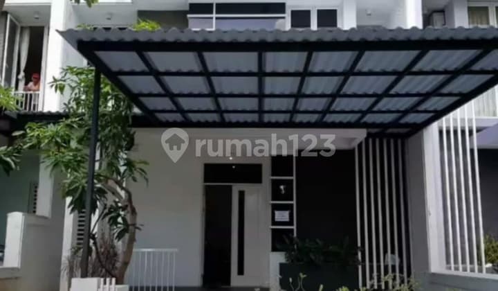 Rumah Royal Residence Wiyung 2 Lantai Semi Furnished - LUAS 8×18