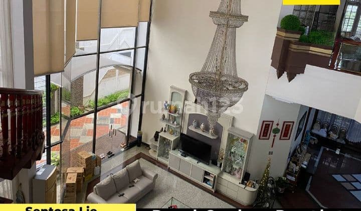 1080 m2 Rumah Surabaya Pusat kota - 2 menit ke Tunjungan Plaza, Basuki Rakhmat