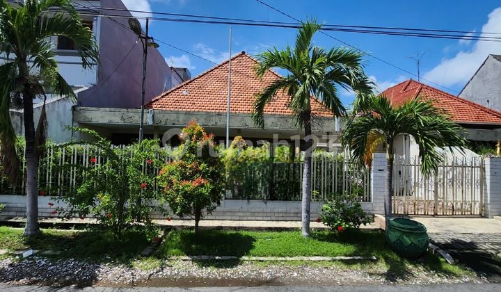 Rumah Surabaya Pusat Kota Jl.Blambangan - Kel. Keputran - Kec.Tegalsari - Luas 14×30 cocok buat Segala Usah