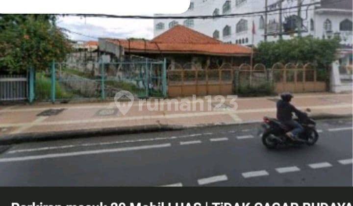 Disewakan Rumah Komersial Surabaya Pusat di Jalan Raya Darmo - Dr. Soetomo - Tegalsari - Hadap Nol Jalan Raya Kembar - Tidak Cagar Budaya - Parkiran Masuk 20 Mobil Luas - Surat SHM - Dekat Mc Donald Raya Darmo, Kantor Wismilak