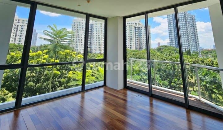 Dijual Apartemen The Rosebay Graha Famili Tipe 2 Bedroom Corner Unit Semi Furnished - Lantai.5- View Pool And City Strategis Dekat Pakuwon Mall, Sma Petra 1, National Hospital