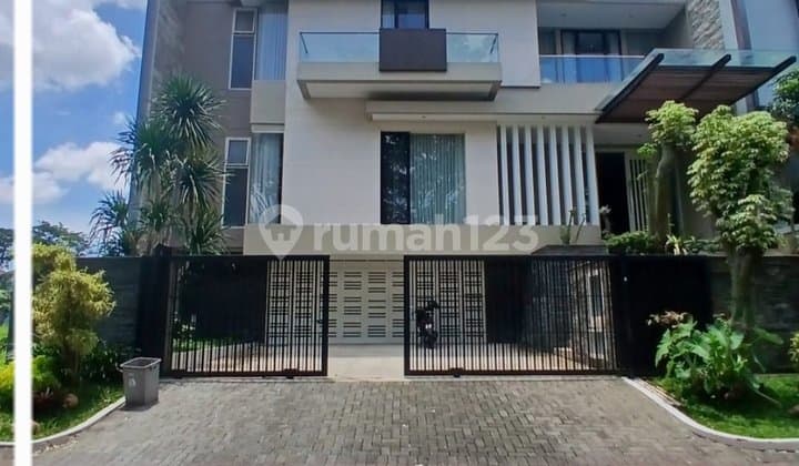 Dijual Rumah Citraland Somerset Surabaya Private Pool Full Furnished Hunian Modern Mewah Golf Area Dekat Palimanan Golf, Universitas Ciputra, Ciputra Hospital, Hokky Buah