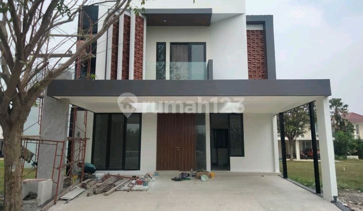 Murah 3 Milyaran Rumah Baru Grand Pakuwon North Victoria Surabaya Bonus Private Pool / Kolam Renang Baru Modern Dekat Sampoerna Academy, Sgs, Food Junction, Tandes, Margomulyo, Akses Tol