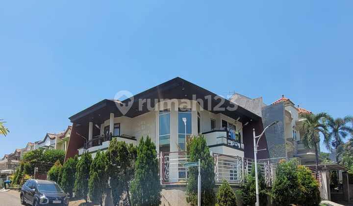 For Sale Modern Minimalist Luxury House Hook - Villa Sentra Raya Citraland